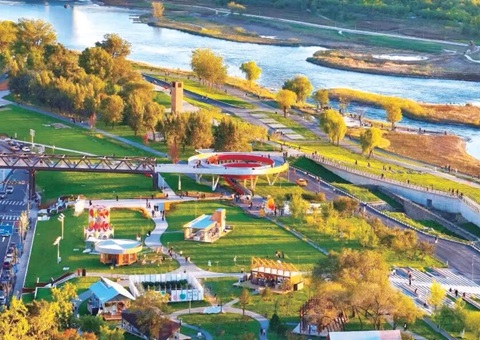 从形态塑造到全域治理，，，，，，都会设计让首都越发“灵动”