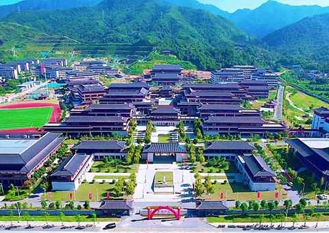 江西龙南探索立异“生态修复+高等教育”融合模式